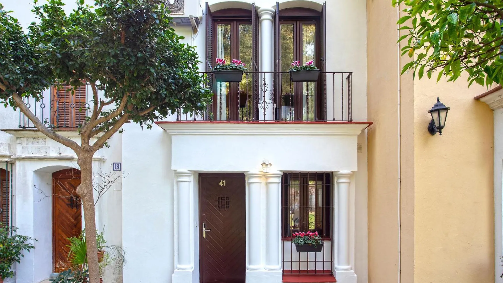 Genteel Home Laguna Beach Estepona