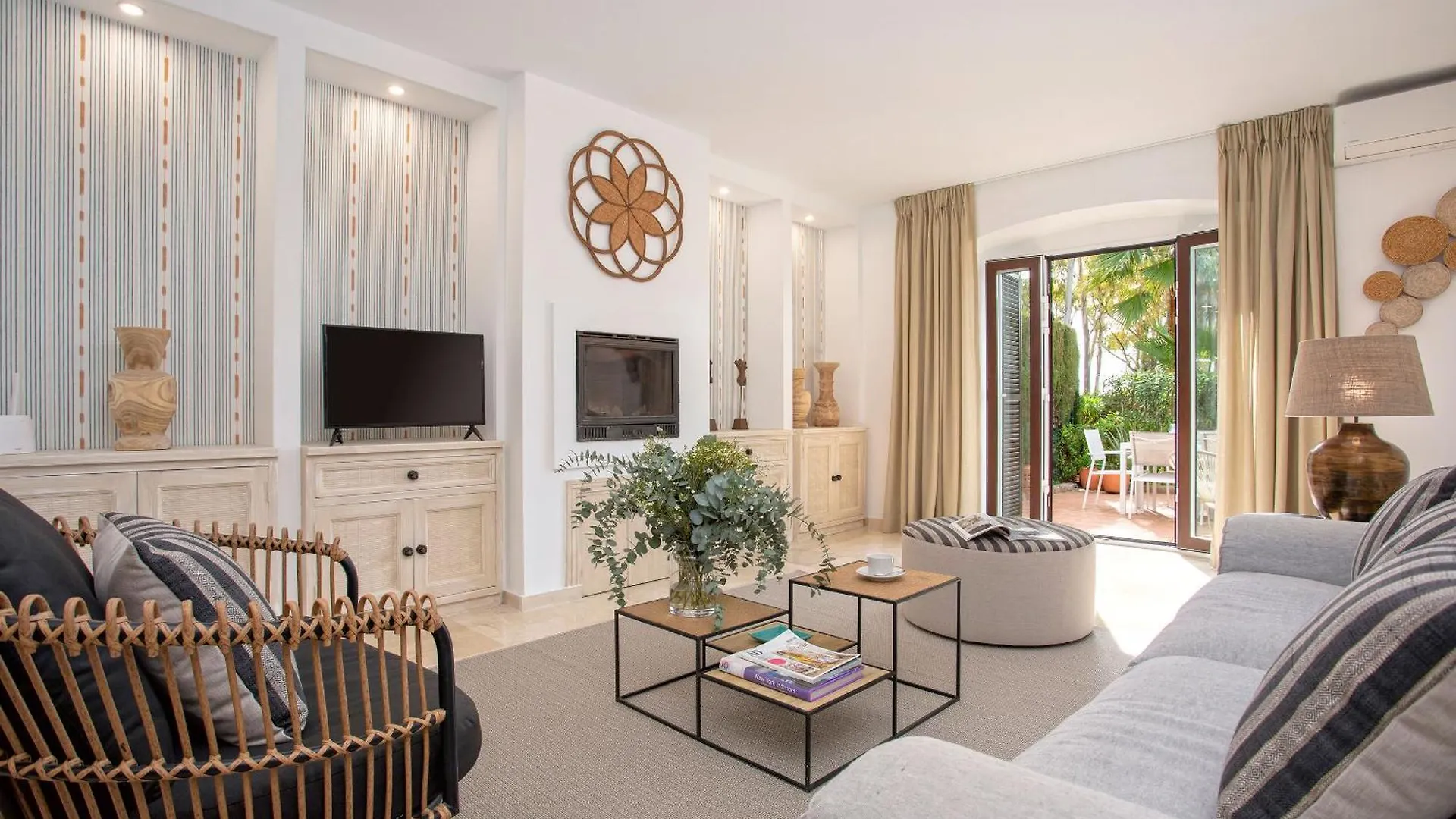 Holiday home Genteel Home Laguna Beach Estepona Spain